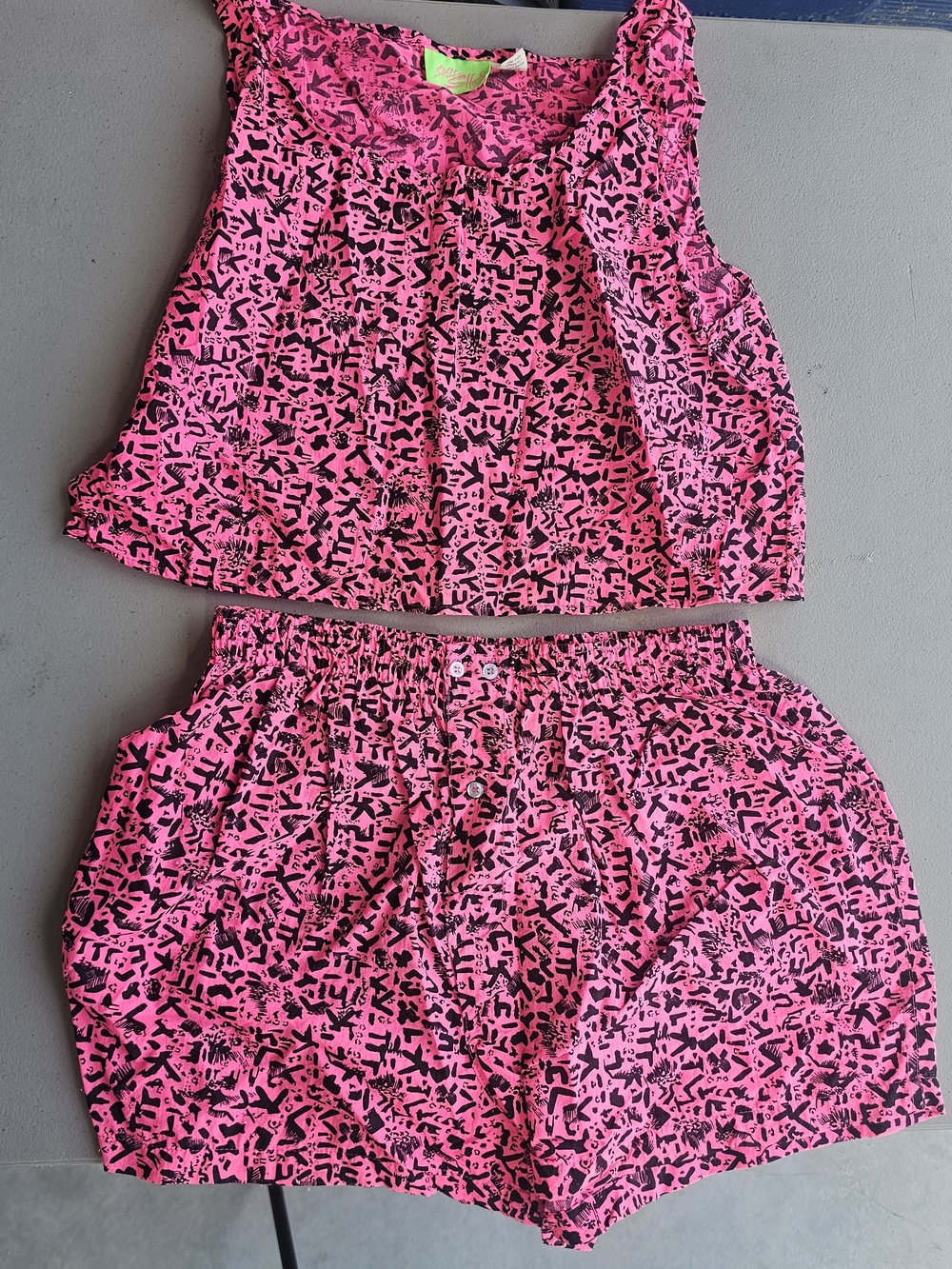 Vintage retro 90s Neon Pink shell shock graffiti beach outfit size womens lrg